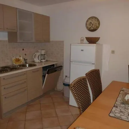 Merlin Apartment *