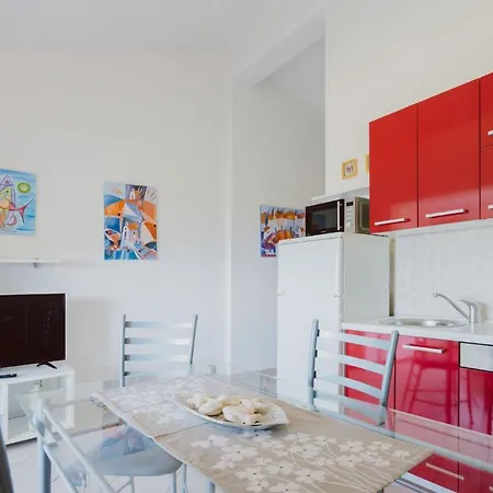 Merlin Apartment *